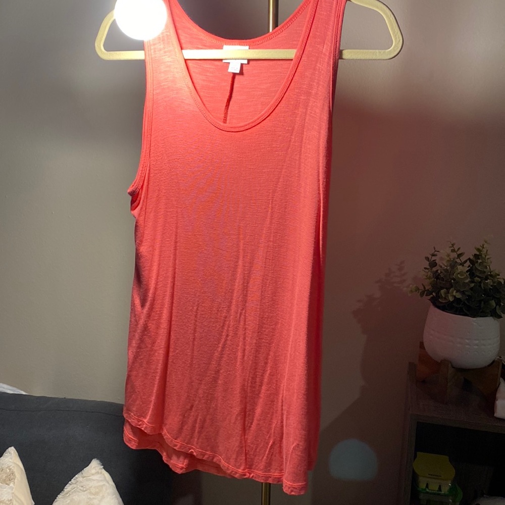 Pink tank top